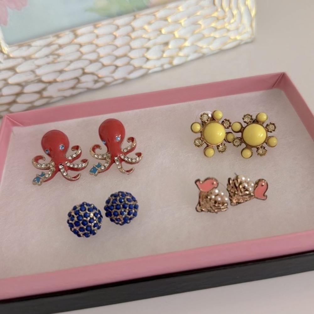 4 PACK BIJOUX EARRINGS